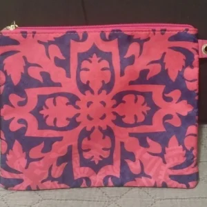 Bath & Body Works Makeup Bag