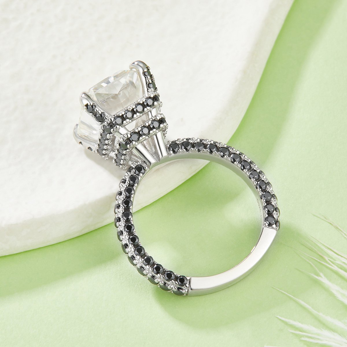 Sterling Silver 8ct Moissanite Statement Ring - Image 3