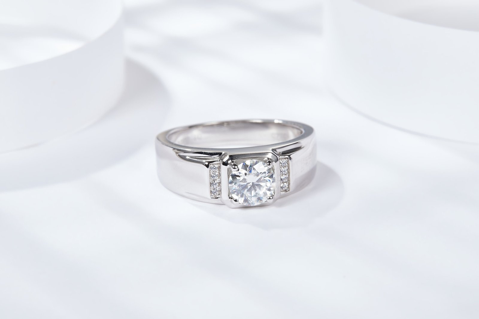 S925 Sterling Silver 1ct Moissanite Men's Ring - Image 4